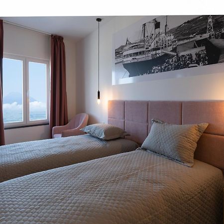 Horta Bay Aparthotel Bagian luar foto