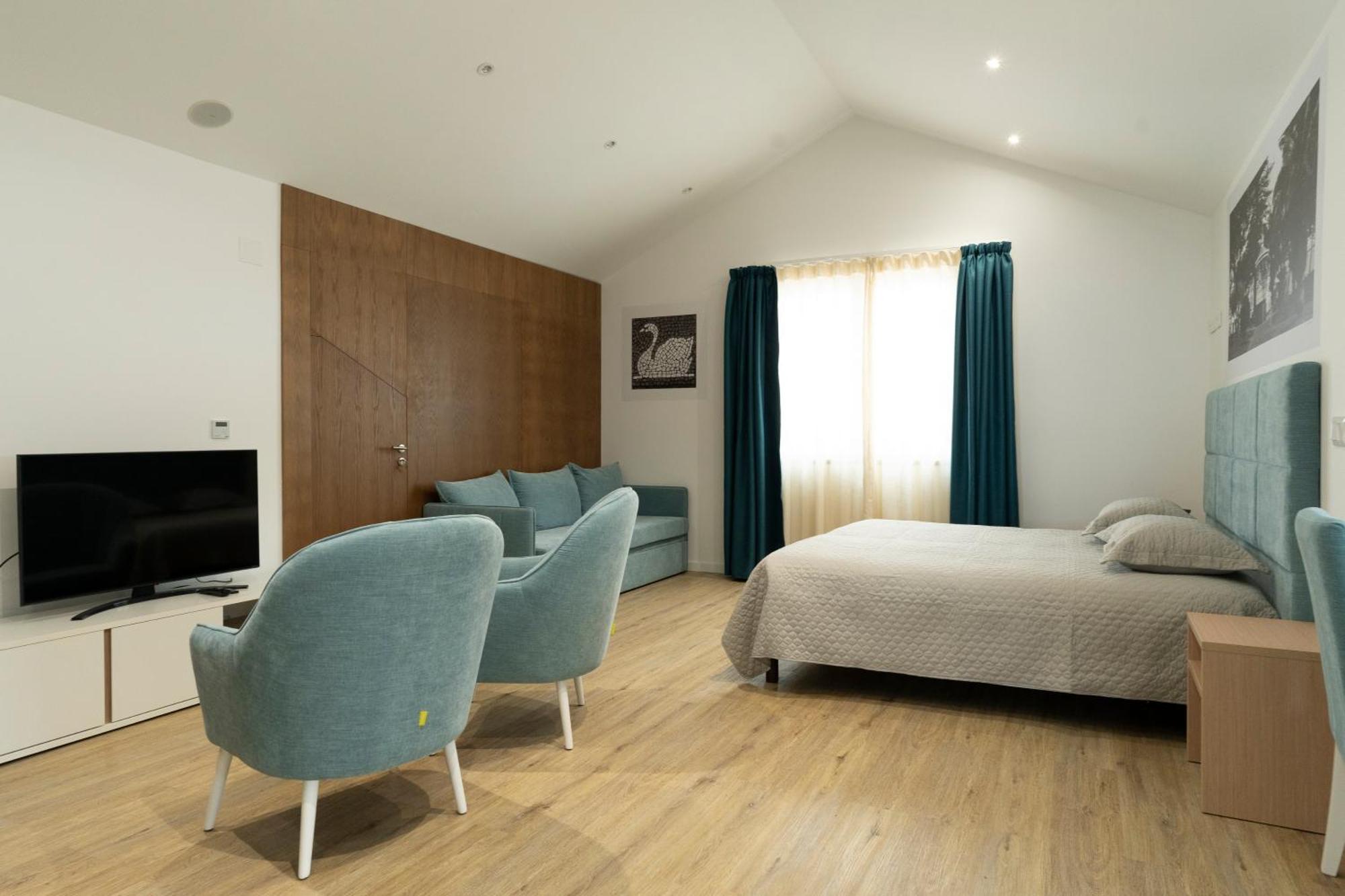 Horta Bay Aparthotel Bagian luar foto