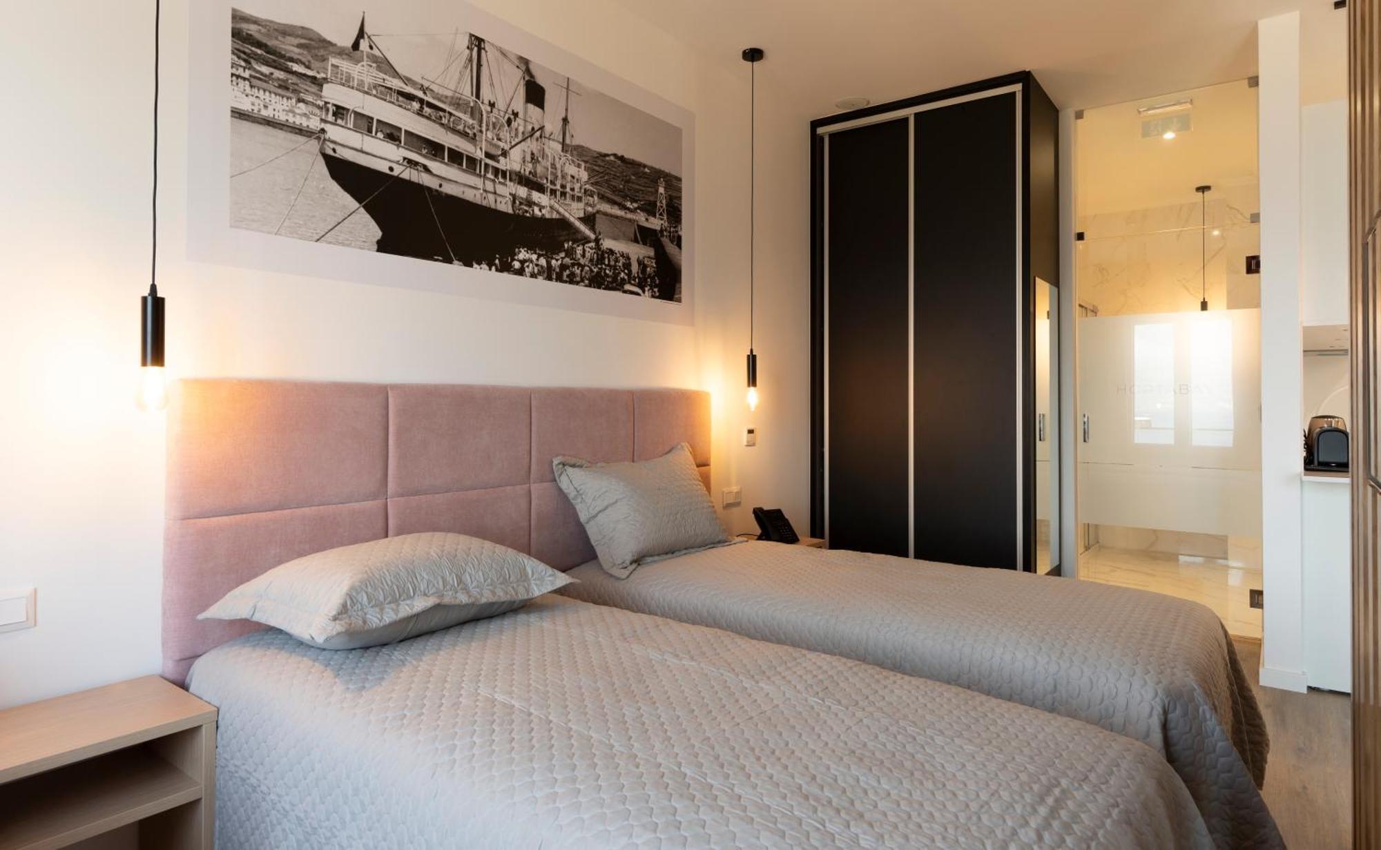 Horta Bay Aparthotel Bagian luar foto